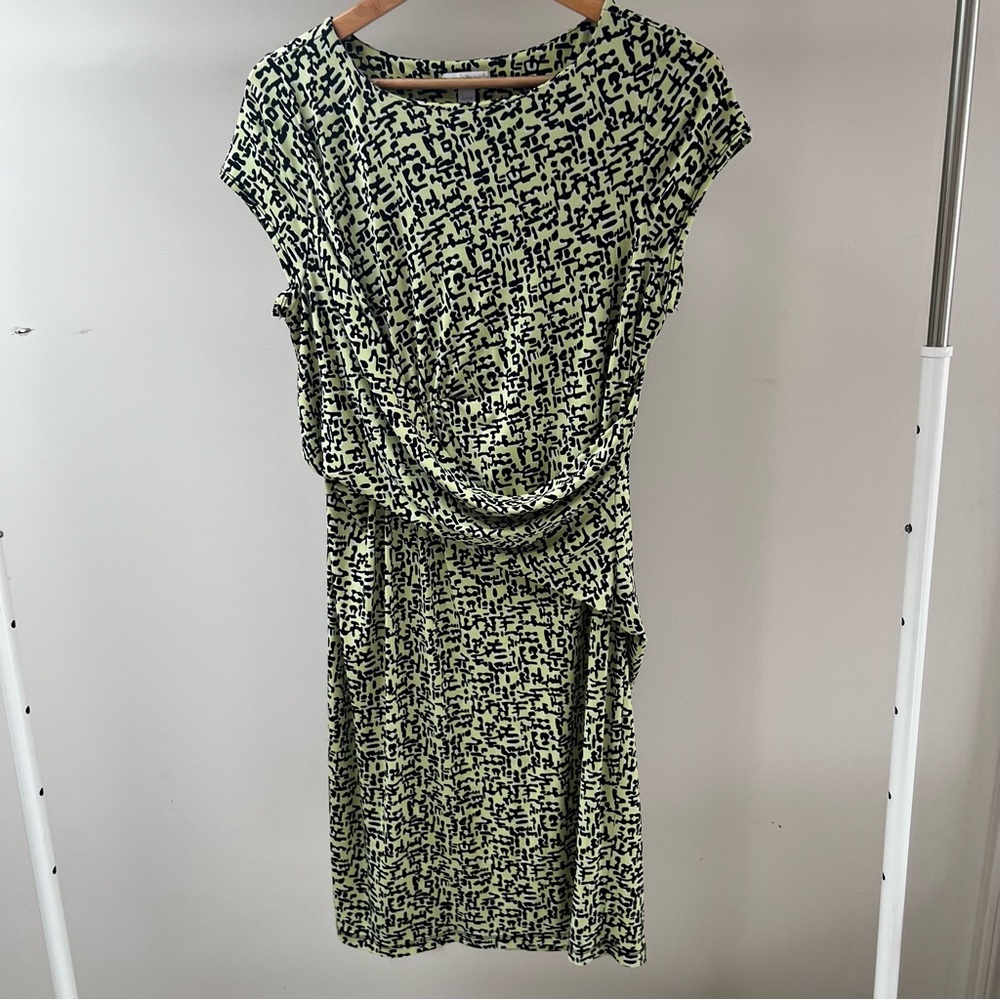 A Pea in the Pod Lime and Black Midi Dress